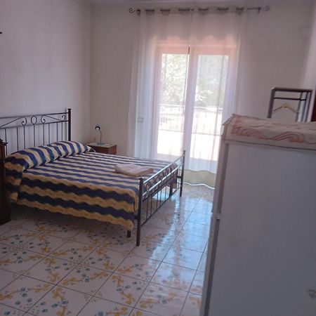 Da Zio Antonio Apartment อาเจโรลา ภายนอก รูปภาพ